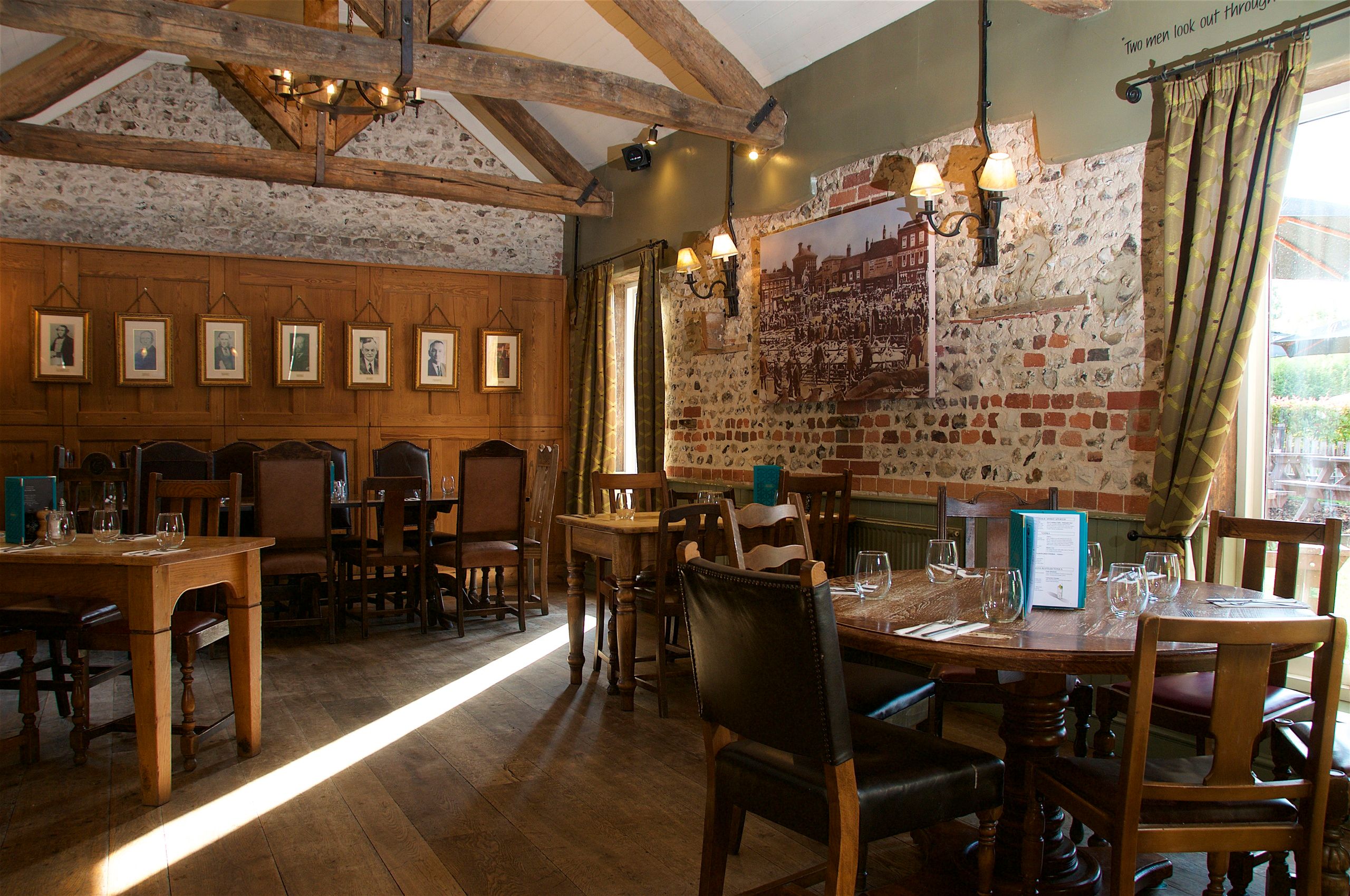 The Seven Stars | About Our Stunning Pub near Petersfield